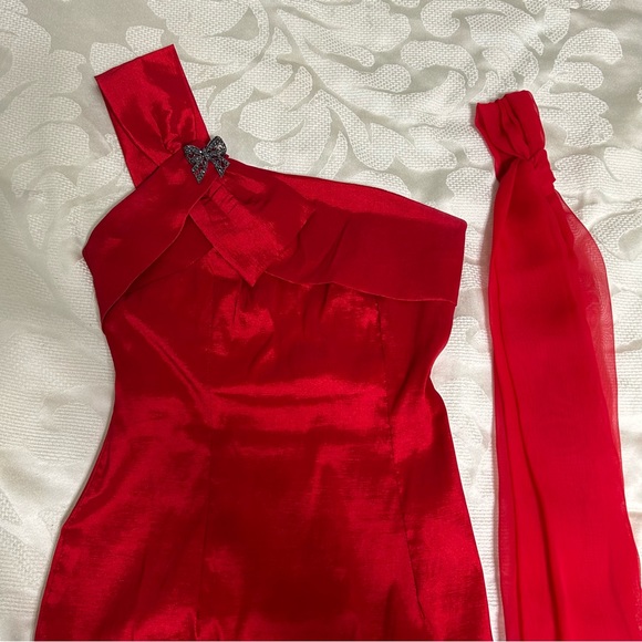Eureka Red Festive Dress - Picture 2 of 6